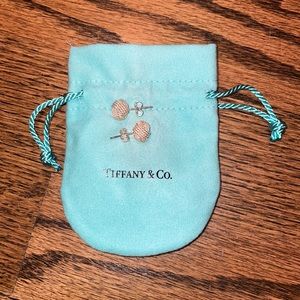 Tiffany’s silver knot earrings